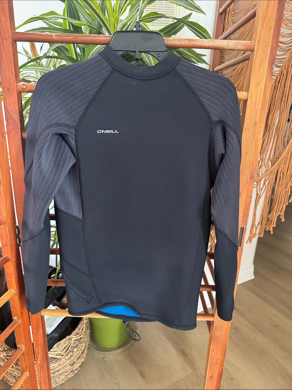 O'Neill Men's Black Long Sleeve Rash Guard Top XL
